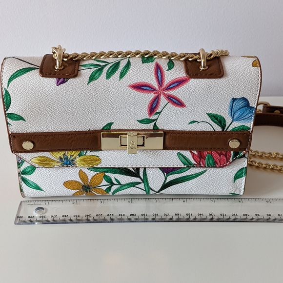 Floral Crossbody Bag - Great condition - Picture 3 of 10